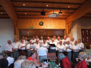 Die Chorgemeinschaft Niedernhausen-Niederseelbach zu Gast in Kettenbach